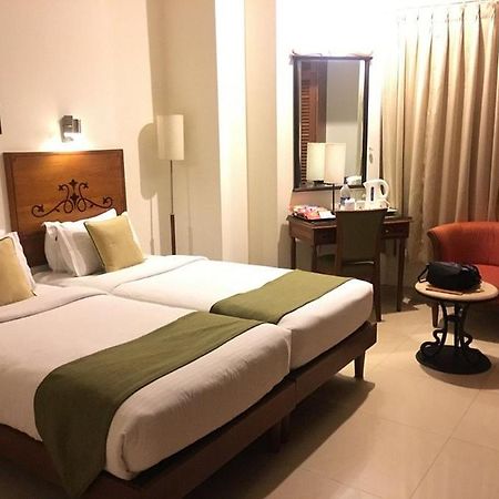 Nani Hotels & Resorts Kollam Exterior foto