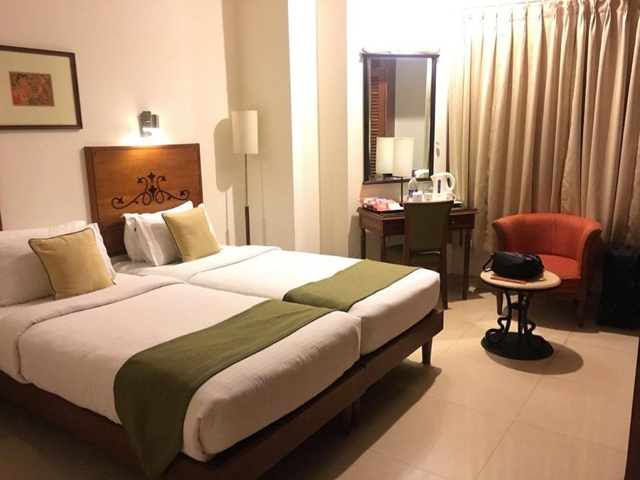 Nani Hotels & Resorts Kollam Exterior foto